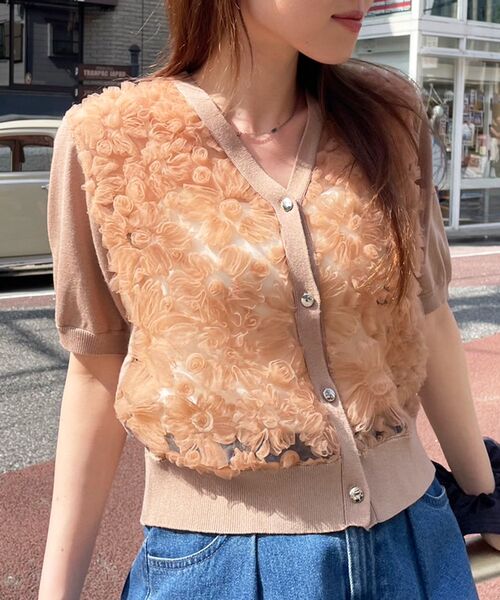 le.coeur blanc(ルクールブラン)の「チュール刺繍ハーフスリーブカーディガン(カーディガン/ボレロ・レディース・ブラック/アイボリー/ピンクベージュ/ベージュ・38)」の12枚目の写真