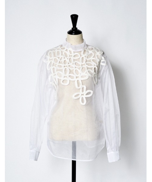 RUMCHE(ラムシェ)の「Embroidery Sheer Tops / エンブロイダリーシアートップス(シャツ/ブラウス・レディース・ブラック/ホワイト・FREE)」の5枚目の写真