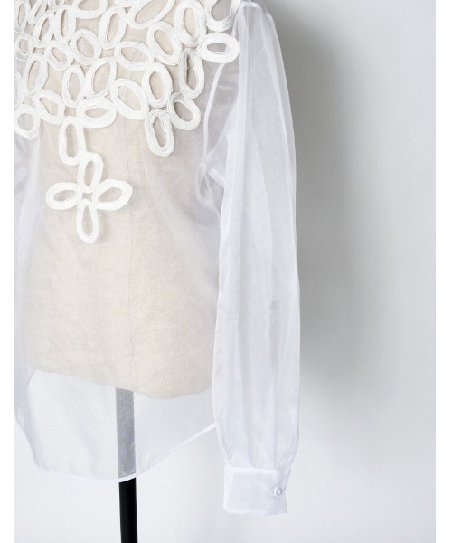 RUMCHE(ラムシェ)の「Embroidery Sheer Tops / エンブロイダリーシアートップス(シャツ/ブラウス・レディース・ブラック/ホワイト・FREE)」の10枚目の写真