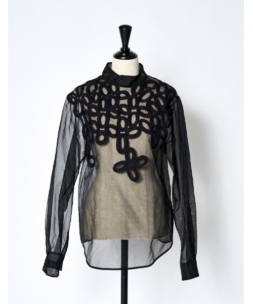 RUMCHE(ラムシェ)の「Embroidery Sheer Tops / エンブロイダリーシアートップス(シャツ/ブラウス・レディース・ブラック/ホワイト・FREE)」の14枚目の写真