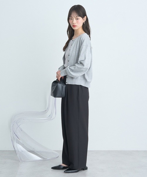 earth music&ecology(アースミュージックアンドエコロジー)の「タックストレートパンツ(その他パンツ・レディース・グレー/ブラック/ベージュ・S/M)」の18枚目の写真