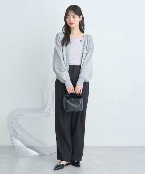 earth music&ecology(アースミュージックアンドエコロジー)の「タックストレートパンツ(その他パンツ・レディース・グレー/ブラック/ベージュ・S/M)」の20枚目の写真