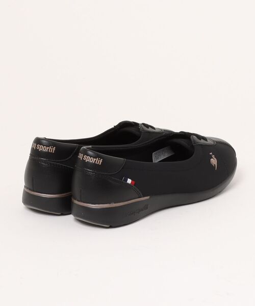 le coq sportif(ルコックスポルティフ)の「【le coq sportif】LCS MONTPELLIER PM(スニーカー・レディース・ブラック・24.5cm/23.5cm/23cm/24cm/25)」の2枚目の写真