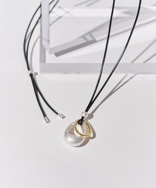 AMERICAN HOLIC（アメリカンホリック）の「ツインオーバルコードネックレス（ネックレス・レディース・ゴールド/シルバー・FREE）」の2枚目の写真