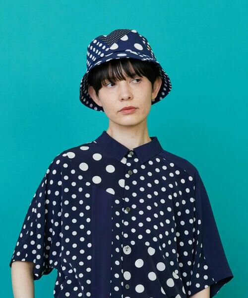 FRAPBOIS(フラボア)の「ドットドットバケット ハット(ハット・レディース・ネイビー/ブラック・FREE)」の1枚目の写真