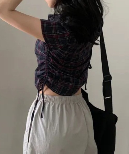 SPIGA（スピーガ）の「ｻｲﾄﾞﾄﾞﾛｰ半袖格子ﾌﾞﾗｳｽ（シャツ/ブラウス・レディース・ホワイト/ネイビー・FREE）」の5枚目の写真