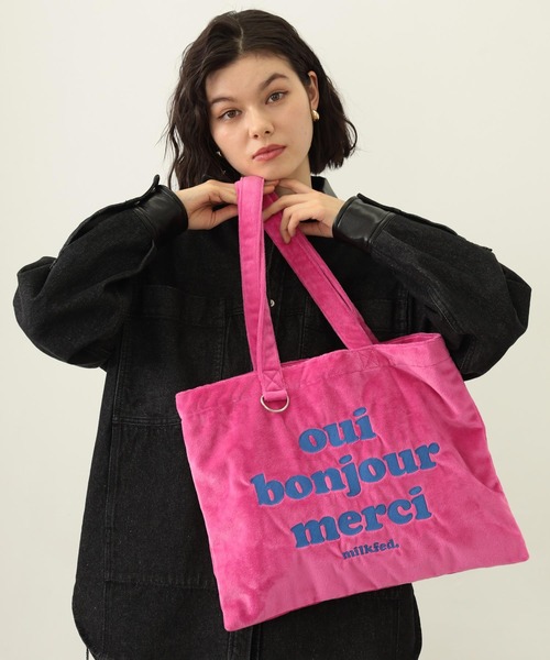 MILKFED.(ミルクフェド)の「LOGO FLUFFY BAG(トートバッグ・レディース・ブラック/ライトピンク/ピンク/パープル・ONE SIZE)」の11枚目の写真