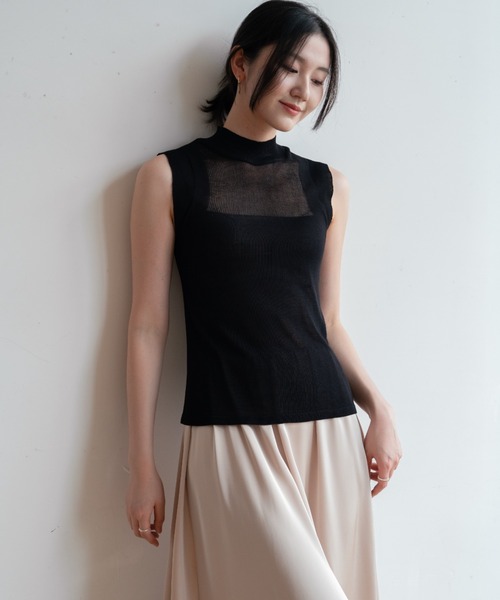 maison de LATIR(メゾンドラティール)の「ハイネックヘルシーな肌見せな夏服。ノースリーブシアーサマーニット(タンクトップ・レディース・グリーン/ブルー/オレンジ/ベージュ/グレー/ブラック/ホワイト/ネイビー/スモークピンク/ライトブラウン・FREE/ONESIZE)」の22枚目の写真