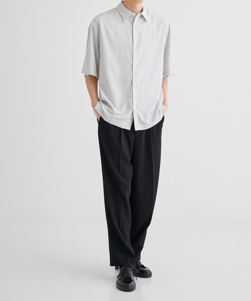 UNITED TOKYO（ユナイテッドトウキョウ）の「月間売上No1シリーズ【WEB限定】DRY RAYON ストライプショートスリーブシャツ　｜ 接触冷感/日本産/防シワ/ウォッシャブル/大人気/速乾/UVカット/オフィスカジュアル/ビジネス/通勤（シャツ/ブラウス・メンズ・サックスブルー/オフホワイト/ベージュ・1/2/3）」の11枚目の写真