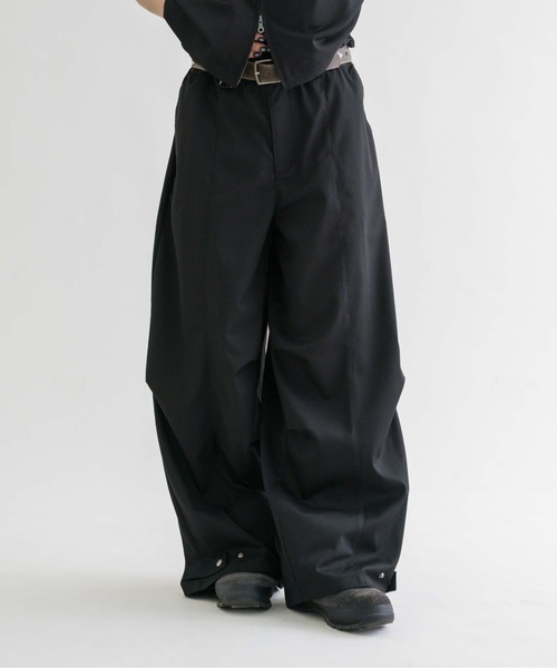 EPNK（イーピーエヌケー）の「【EPNK】Eyelet easy baggy slacks / アイレットイージーバギースラックス（スラックス・メンズ・ブラウン/チャコールグレー/ブラック・SMALL/MEDIUM/LARGE）」の5枚目の写真