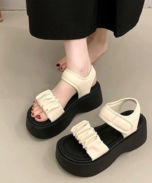 【新作/エレガンスを語る上質な大人サンダル】CHANEL ミュール CHANEL】大人可愛い♡アイコニック サンダル (CHANEL/サンダル