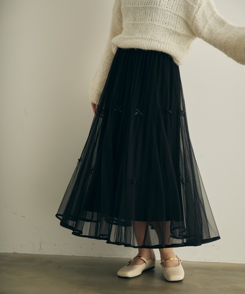 Lunea（ルネア）の「スクエアストラップフラットミュール（パンプス・レディース・ホワイト/ブラウン・24.5/24/23.5/23/22.5/25）」の16枚目の写真