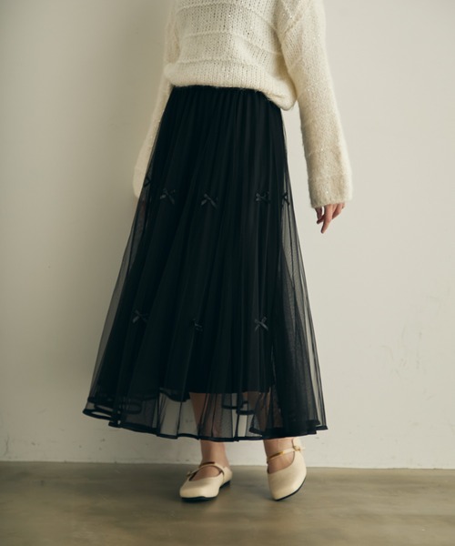 Lunea（ルネア）の「スクエアストラップフラットミュール（パンプス・レディース・ホワイト/ブラウン・24.5/24/23.5/23/22.5/25）」の19枚目の写真