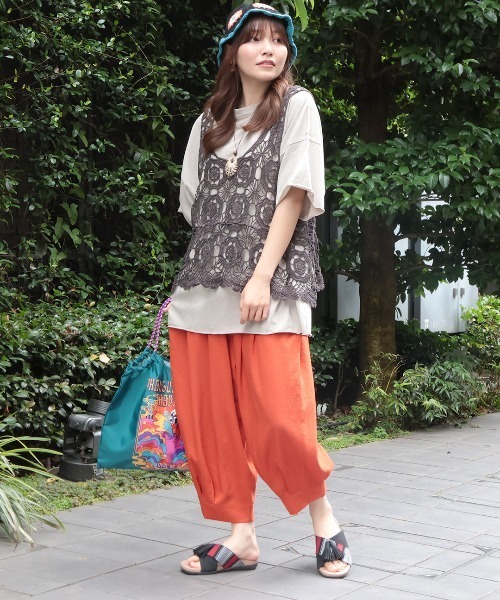 チチカカ(チチカカ)の「エッグタックパンツ(その他パンツ・レディース・オレンジ/ベージュ/ブラック/チャコールグレー・MEDIUM/LARGE)」の10枚目の写真