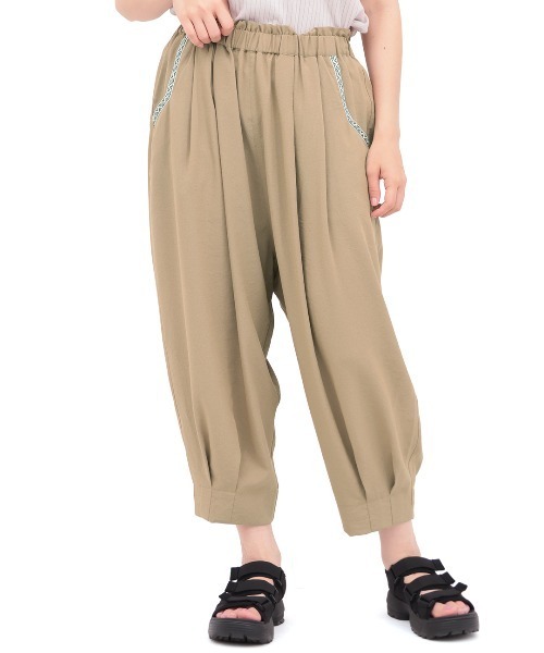 チチカカ(チチカカ)の「エッグタックパンツ(その他パンツ・レディース・オレンジ/ベージュ/ブラック/チャコールグレー・MEDIUM/LARGE)」の13枚目の写真