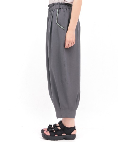 チチカカ(チチカカ)の「エッグタックパンツ(その他パンツ・レディース・オレンジ/ベージュ/ブラック/チャコールグレー・MEDIUM/LARGE)」の15枚目の写真