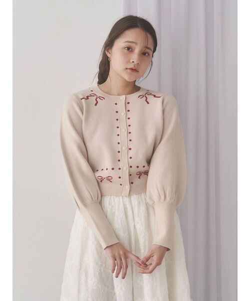 merry jenny（メリージェニー）の「ribbon dotパフスリーブニットカーディガン（カーディガン/ボレロ・レディース・アイボリー/グレー/レッド・FREE）」の4枚目の写真