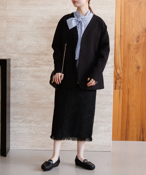 HIMIKO（ヒミコ）の「【HIMIKO】【撥水】ビジュービットふわふわモカシン/651320（モカシン/デッキシューズ・レディース・ダークブラウン/ブラック/グレー・21.5cm/22.0cm/22.5cm/23.0cm/23.5cm/24.0cm/24.5cm/25.0cm/25.5cm/26.0cm/26.5cm）」の7枚目の写真