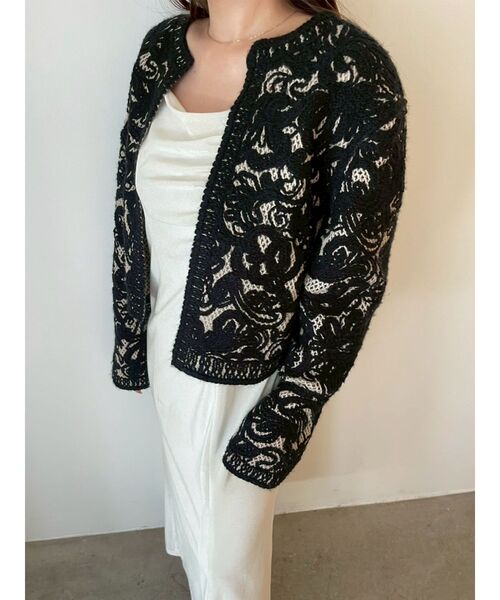 LAGUNAMOON（ラグナムーン）の「【WEB限定カラーあり】コードエンブロイダリーニットカーデ（カーディガン/ボレロ・レディース・オフホワイト/ブラウン/その他1/その他・FREE）」の4枚目の写真