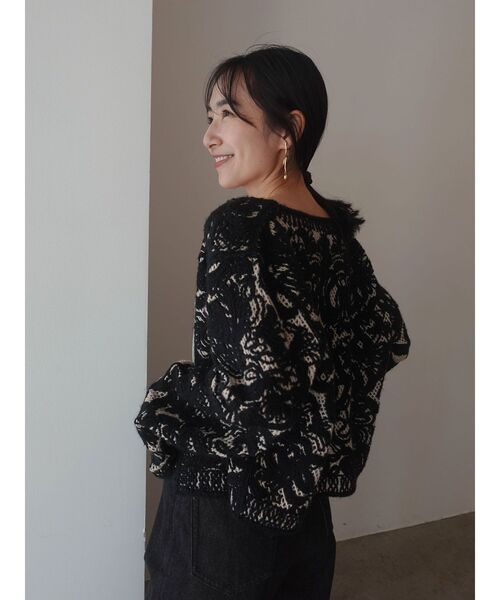 LAGUNAMOON（ラグナムーン）の「【WEB限定カラーあり】コードエンブロイダリーニットカーデ（カーディガン/ボレロ・レディース・オフホワイト/ブラウン/その他1/その他・FREE）」の14枚目の写真