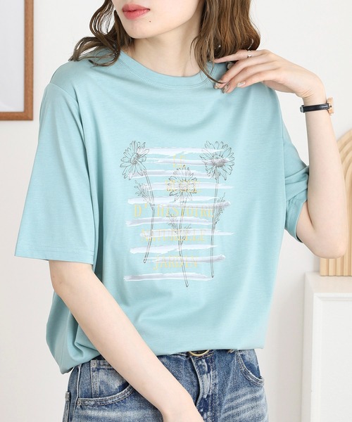 BRODIAEA(ブローディア)の「BRODIAEA かすれプリント半袖Tシャツ(Tシャツ/カットソー・レディース・ブラック/オフホワイト/ライトグリーン/シルバーグレー・40)」の4枚目の写真