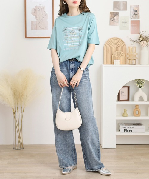 BRODIAEA(ブローディア)の「BRODIAEA かすれプリント半袖Tシャツ(Tシャツ/カットソー・レディース・ブラック/オフホワイト/ライトグリーン/シルバーグレー・40)」の11枚目の写真