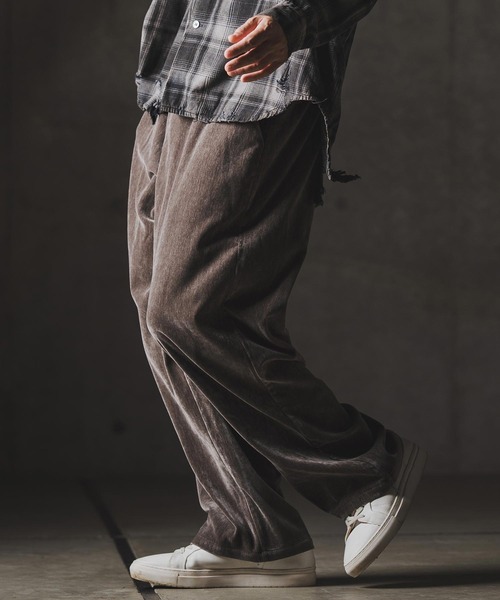 GLIMCLAP(グリムクラップ)の「mp13873-Velour fabric wide-leg trousers ベロアパンツ(その他パンツ・メンズ・チャコール/ブラック・S/M/L)」の2枚目の写真