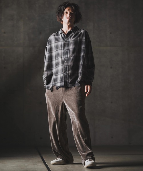 GLIMCLAP(グリムクラップ)の「mp13873-Velour fabric wide-leg trousers ベロアパンツ(その他パンツ・メンズ・チャコール/ブラック・S/M/L)」の9枚目の写真