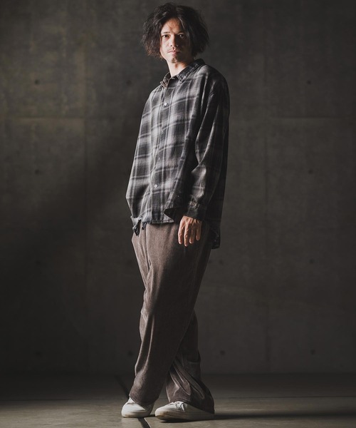 GLIMCLAP(グリムクラップ)の「mp13873-Velour fabric wide-leg trousers ベロアパンツ(その他パンツ・メンズ・チャコール/ブラック・S/M/L)」の10枚目の写真