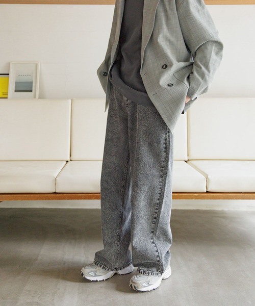 GLOBAL WORK(グローバルワーク)の「ワイドストレートデニム/AND YUA ANY/571656(デニムパンツ・キッズ・ブラック/ブルー/インディゴブルー/ライトブラウン/ブルー系5・SMALL/MEDIUM/LARGE)」の2枚目の写真