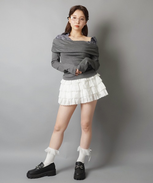 SPINNS(スピンズ)の「フリルミニスカート/カットレース/インナーパンツ付き(スカート・レディース・ホワイト・ONESIZE)」の8枚目の写真