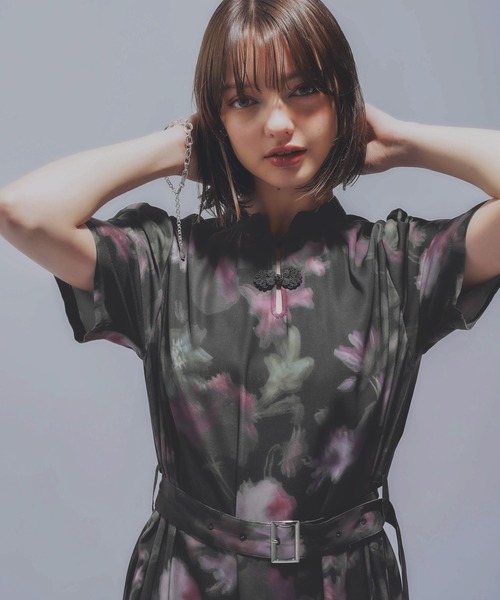 フラワーガラチャイナワンピース HARE（ハレ）の「Blurryフラワーワンピースガラチャイナワンピース