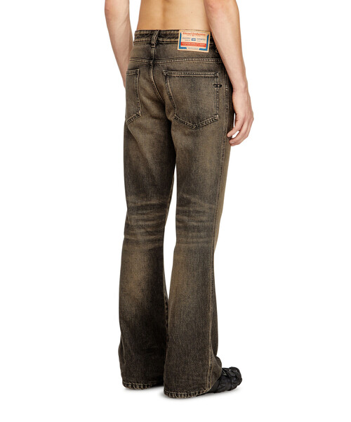 DIESEL（ディーゼル）の「メンズ デニムパンツ BOOTCUT 1998 D-BUCK L.30（デニムパンツ・メンズ・ブラック・28inch/26inch/32inch/30inch/36inch/34inch）」の2枚目の写真