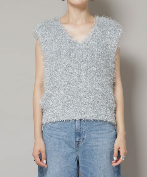NANO universe(ナノユニバース)の「シャギーラメベスト(ベスト・レディース・ライトグレー/モカ・FREE)」の17枚目の写真