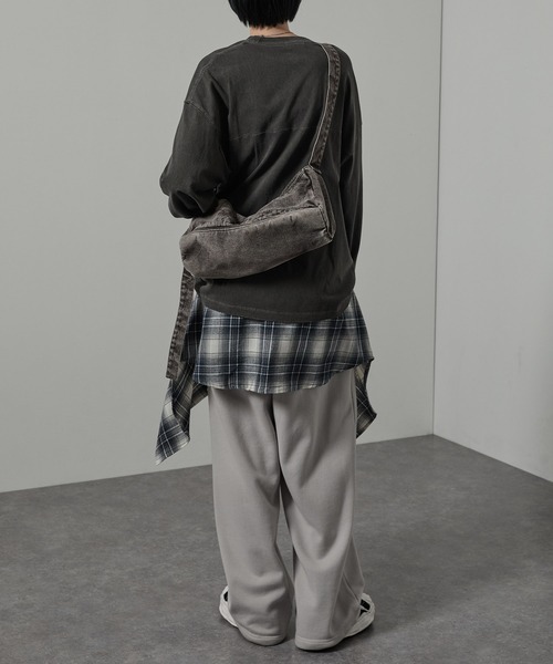 Alfred Alex（アルフレッドアレックス）の「【Alfred Alex】ヴィンテージ加工ウォッシュドデニムボストンショルダーバック（ボストンバッグ・メンズ・インディゴブルー/ブラック・FREE）」の15枚目の写真