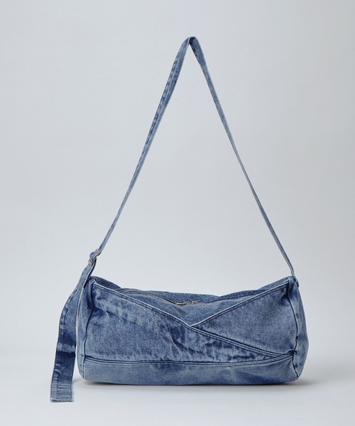 Alfred Alex（アルフレッドアレックス）の「【Alfred Alex】ヴィンテージ加工ウォッシュドデニムボストンショルダーバック（ボストンバッグ・メンズ・インディゴブルー/ブラック・FREE）」の4枚目の写真