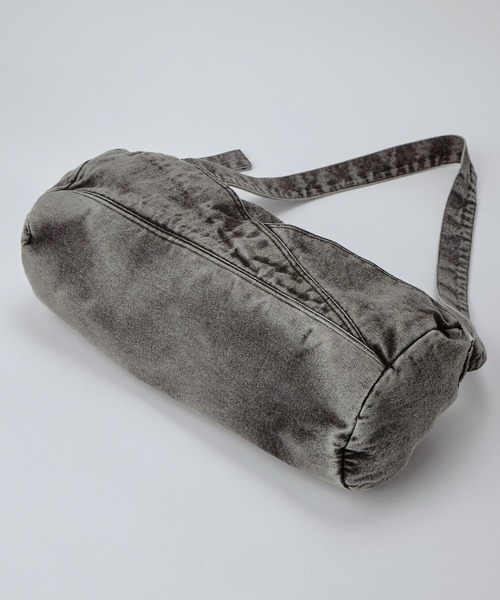 Alfred Alex（アルフレッドアレックス）の「【Alfred Alex】ヴィンテージ加工ウォッシュドデニムボストンショルダーバック（ボストンバッグ・メンズ・インディゴブルー/ブラック・FREE）」の9枚目の写真