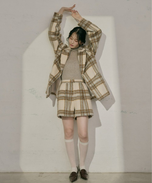 Olu.（オルドット）の「シャギーテーラードジャケット[セットアップ可能]（テーラードジャケット・レディース・グレー/ホワイト×ブラウン/アイボリー/ブラウン・1/0）」の6枚目の写真