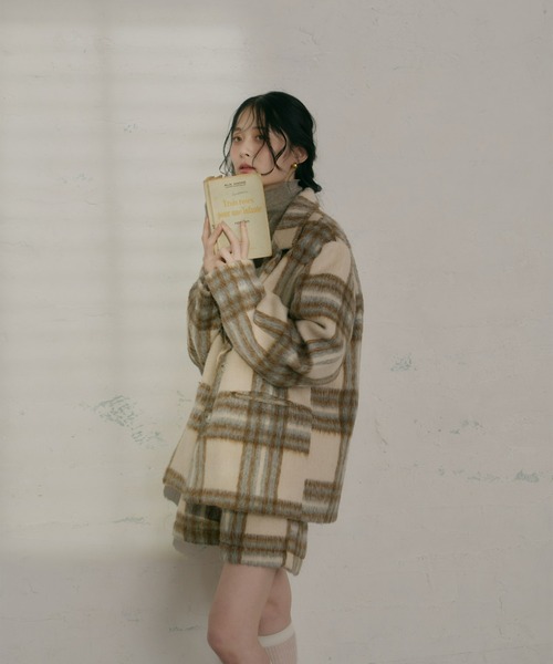 Olu.（オルドット）の「シャギーテーラードジャケット[セットアップ可能]（テーラードジャケット・レディース・グレー/ホワイト×ブラウン/アイボリー/ブラウン・1/0）」の10枚目の写真