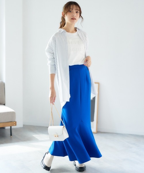 SMILE LAND（スマイルランド）の「＜大きいサイズ＞ よく伸びるやわらかマーメイドスカート（ゆったりヒップ）（スカート・レディース・ロイヤルブルー/ブラック/ブラウン系/チャコールグレー・L/5L/4L/3L/LL）」の22枚目の写真