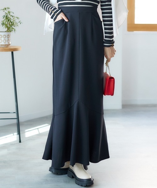 SMILE LAND（スマイルランド）の「＜大きいサイズ＞ よく伸びるやわらかマーメイドスカート（ゆったりヒップ）（スカート・レディース・ロイヤルブルー/ブラック/ブラウン系/チャコールグレー・L/5L/4L/3L/LL）」の6枚目の写真