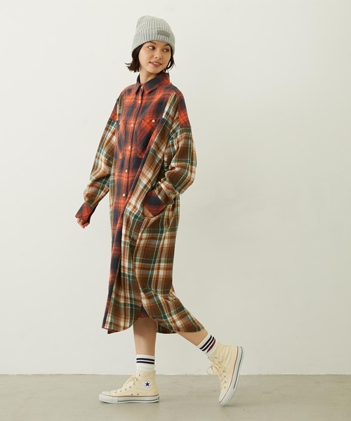 MILKFED.（ミルクフェド）の「WASHED PANEL SHIRT DRESS（ワンピース・レディース・レッド/イエロー/オレンジ・ONE SIZE）」の18枚目の写真
