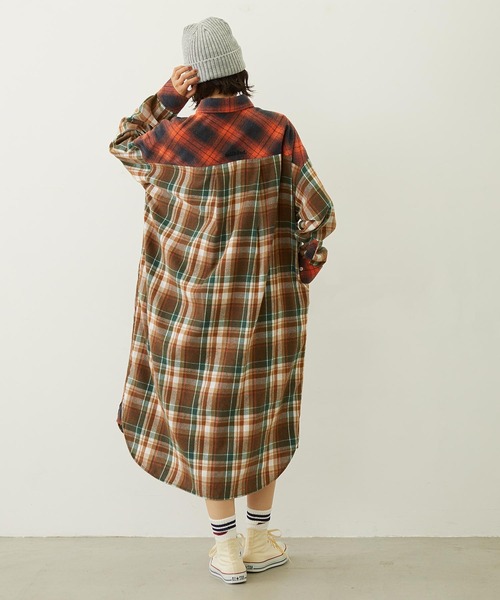 MILKFED.（ミルクフェド）の「WASHED PANEL SHIRT DRESS（ワンピース・レディース・レッド/イエロー/オレンジ・ONE SIZE）」の19枚目の写真