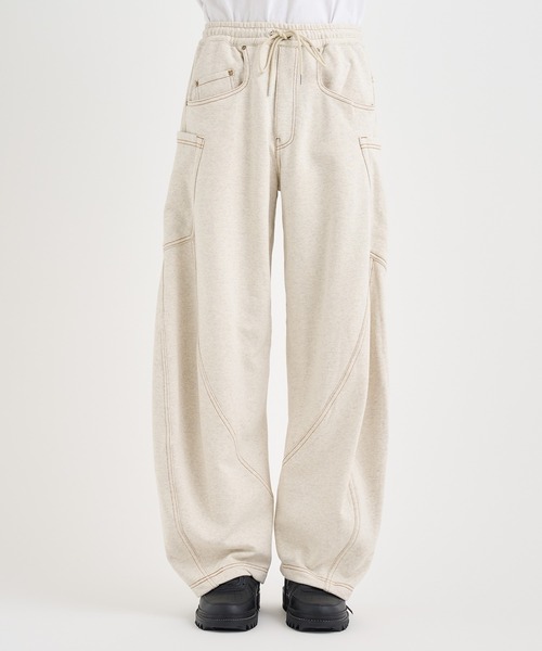 KHOKI(コッキ)の「【KHOKI / コッキ】3D cutting sweat pants(スウェットパンツ・メンズ・オフホワイト/ブラック・3/2/1)」の18枚目の写真