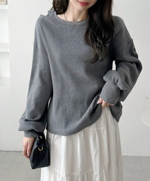 TREOVER(トレオーバー)の「ワッフル素材×程良い肌見せが好バランス♪ フェイクレイヤードデザイン ワッフルプルオーバー(Tシャツ/カットソー・レディース・杢グレー/オフホワイト/ダークブラウン/ブラック/ボルドー/ライトグレー・FREE)」の11枚目の写真