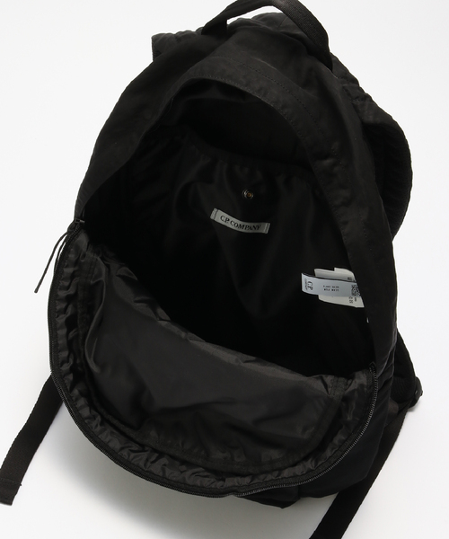 C.P. COMPANY（シーピーカンパニー）の「C.P. Company / シーピーカンパニー ACC BACK PACK IN NYLON B（バックパック/リュック・メンズ・ブラック・FREE）」の5枚目の写真