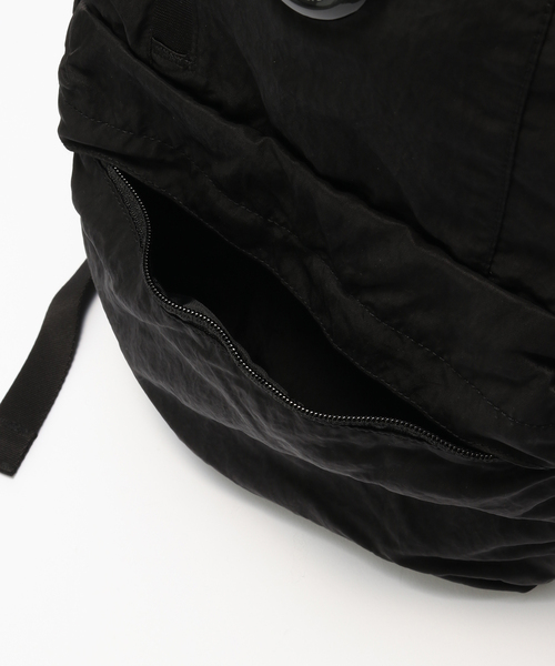 C.P. COMPANY（シーピーカンパニー）の「C.P. Company / シーピーカンパニー ACC BACK PACK IN NYLON B（バックパック/リュック・メンズ・ブラック・FREE）」の6枚目の写真
