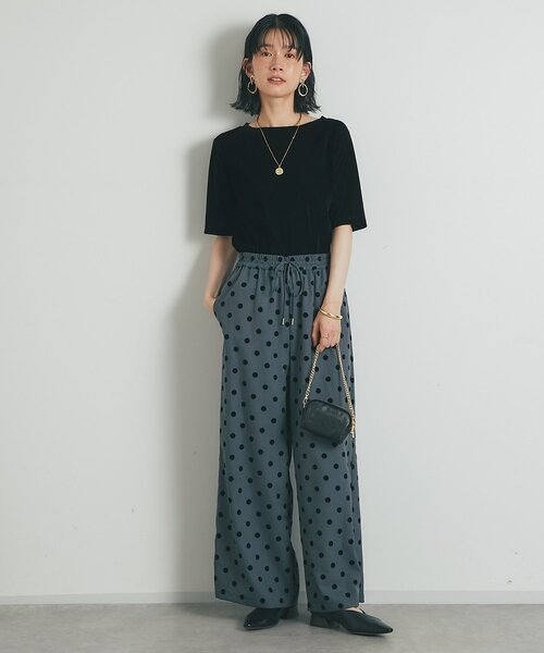 un dix cors（アンディコール）の「《大人可愛い・着映え力抜群◎》ツイルフロッキードットパンツ（チノパンツ・レディース・ブラック/グレー・FREE）」の11枚目の写真