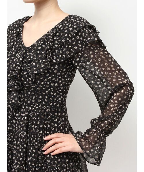 RESEXXY（リゼクシー）の「ラッフルミニティアードワンピース（ワンピース・レディース・ブラック/ホワイト/ベージュ・FREE）」の10枚目の写真