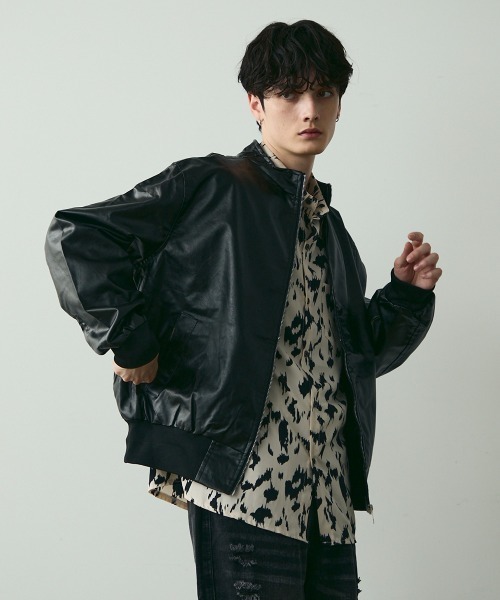 Shoowtime(ショウタイム)の「Stand Collar Synthetic Leather Blouson / スタンドカラーレザーブルゾン(ブルゾン・メンズ・ブラック・MEDIUM/LARGE/X-LARGE)」の6枚目の写真